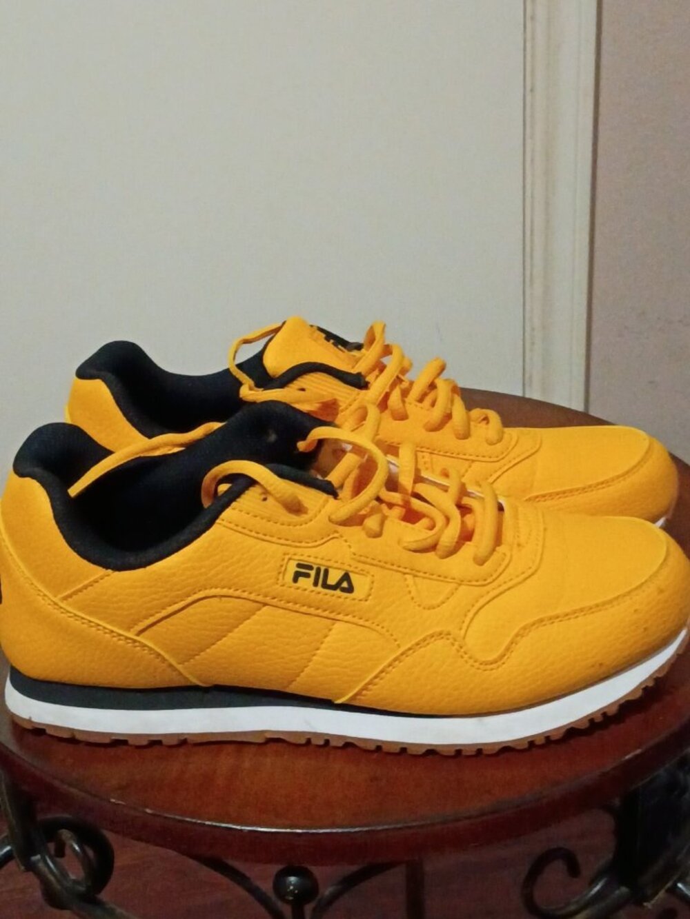 Fila Mustard Yellow Low Top Tennis Shoes Women’s Size 9.5